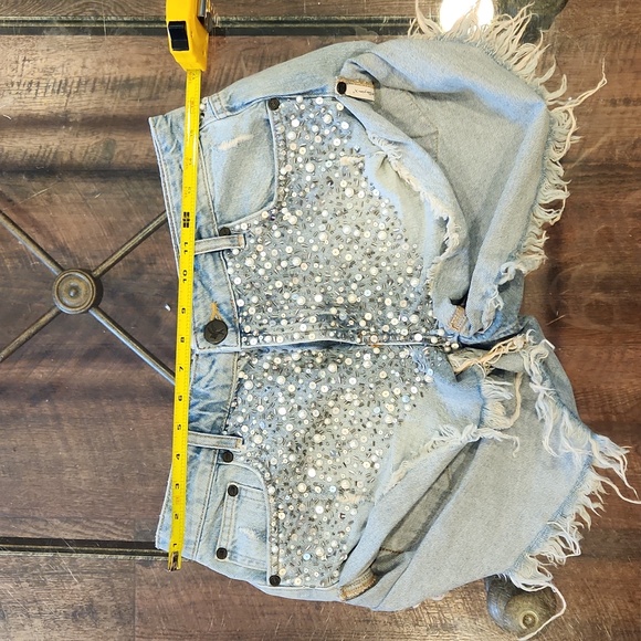 COPY - One teaspoon pearl beaded shorts - Picture 6 of 6